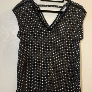 DR2.  Medium. Very light weight. Great neck style